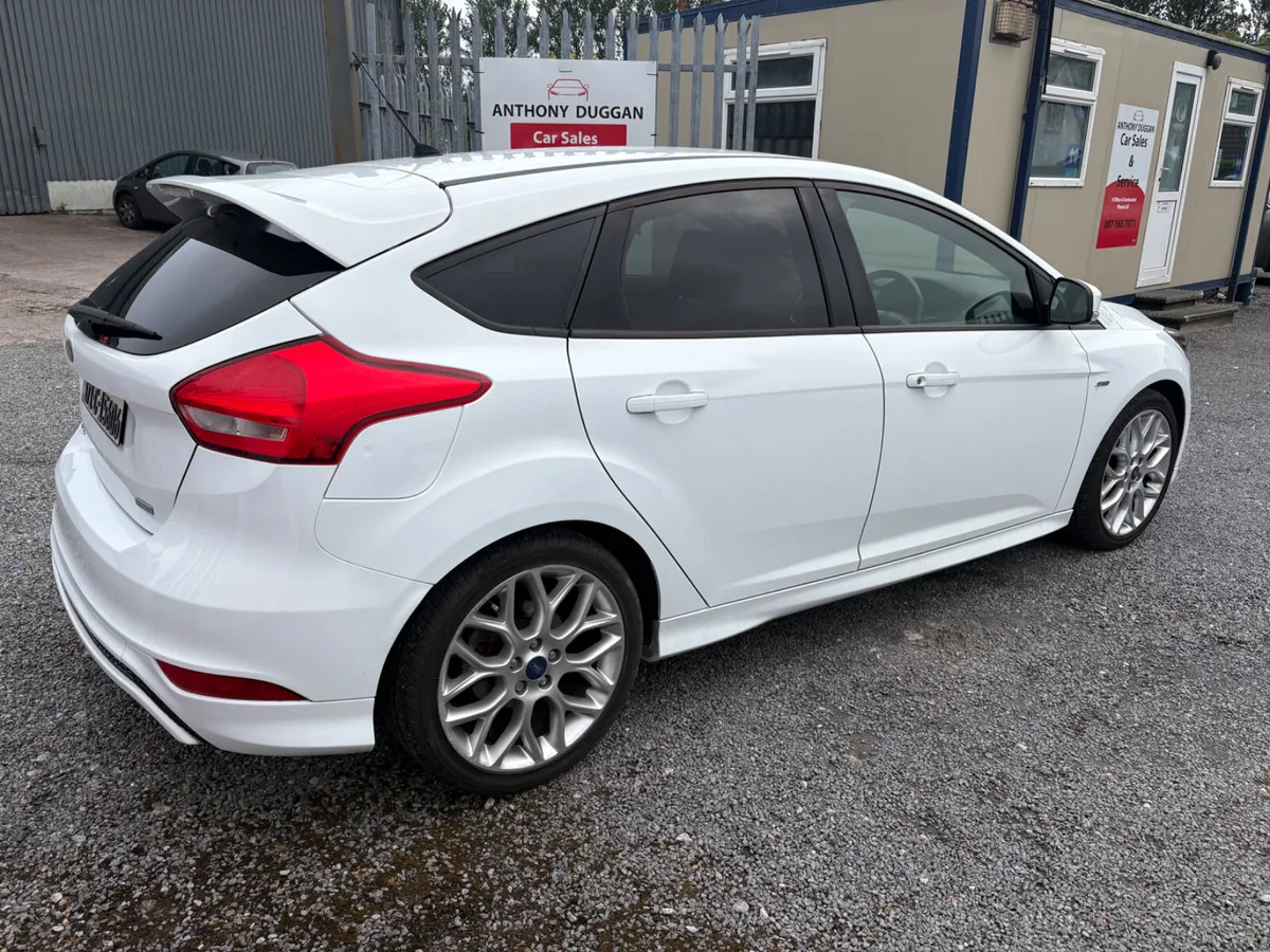 2017 Ford Focus st line 1 ltr - Image 3