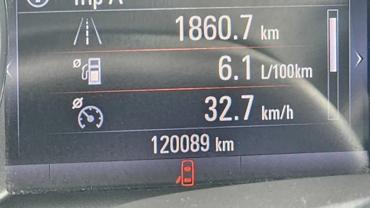 Opel Astra 2017 - Image 2