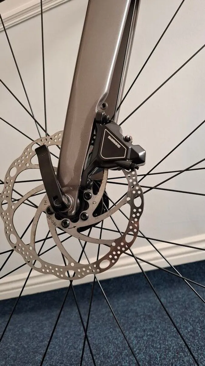 hybrid Giant Fastroad ML 10s brand new - Image 1