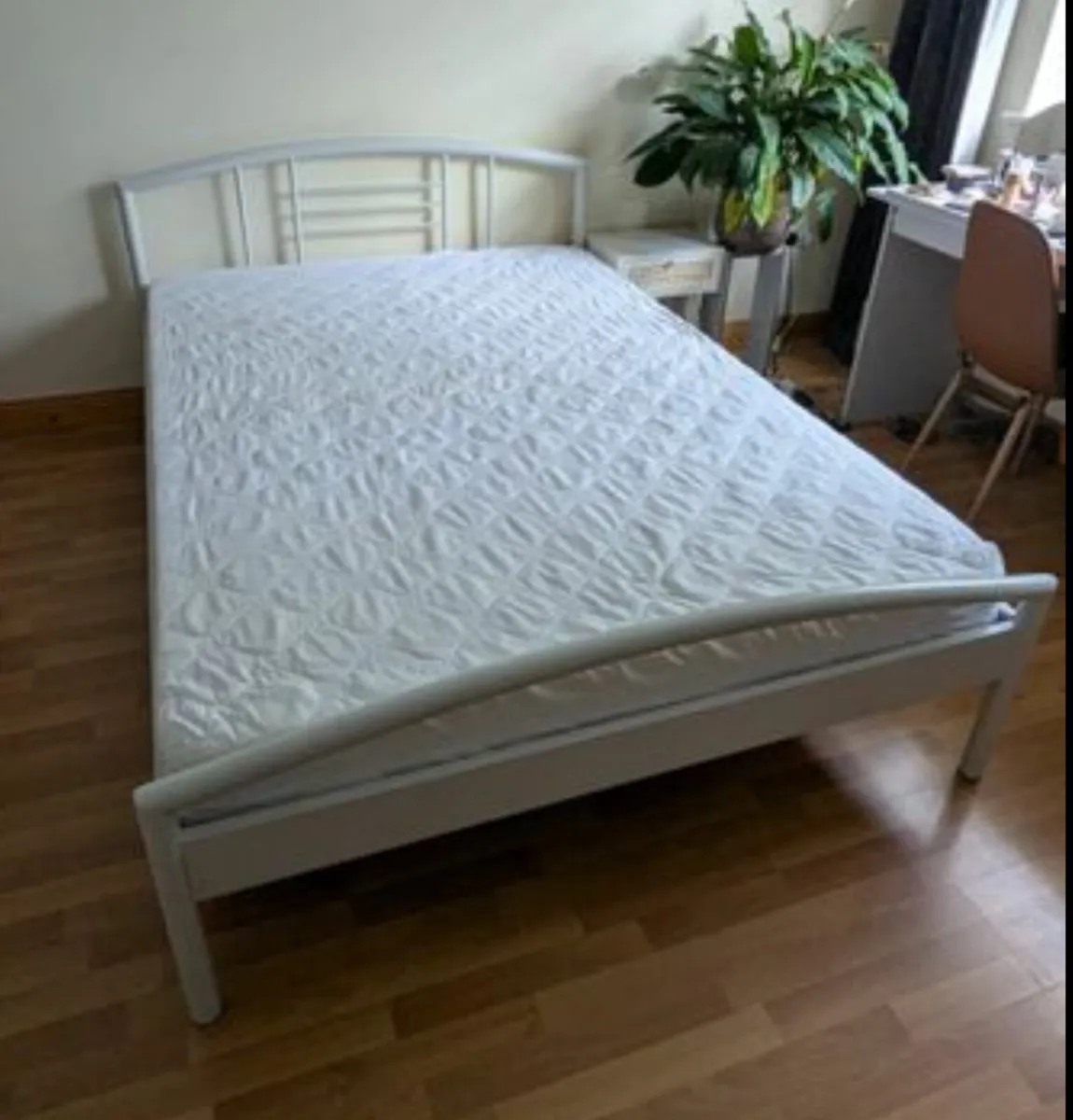 White 4 Ft 6” Solid Double Bed Frame - Can Deliver - Image 1