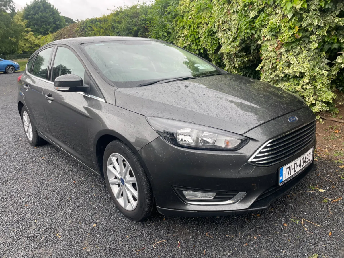 Ford Focus 2017 - Image 2