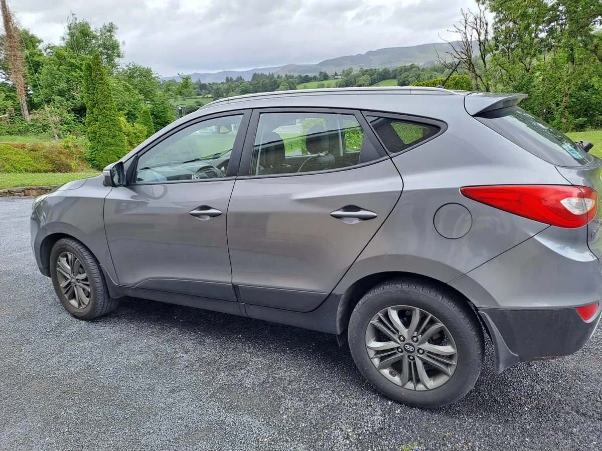 Hyundai ix35 - Image 2