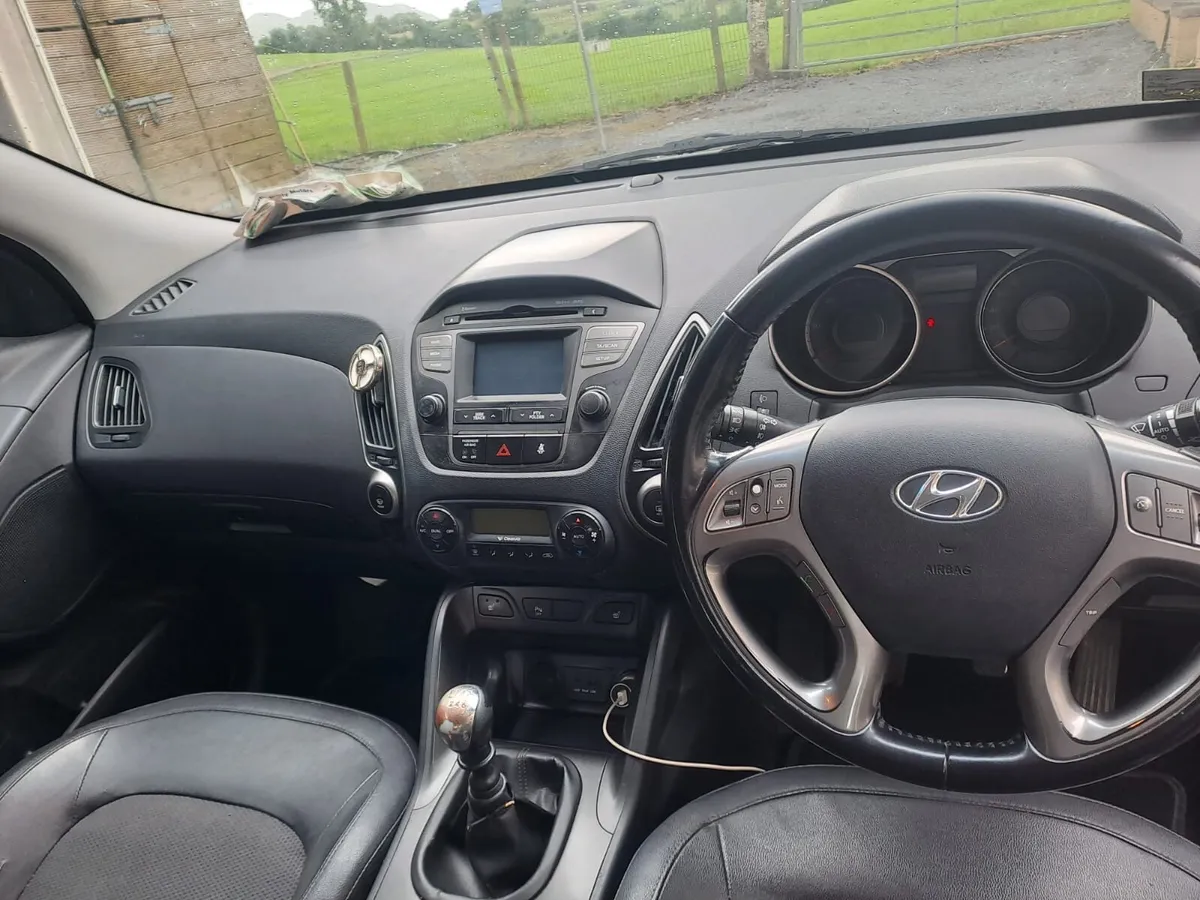 Hyundai ix35 - Image 4