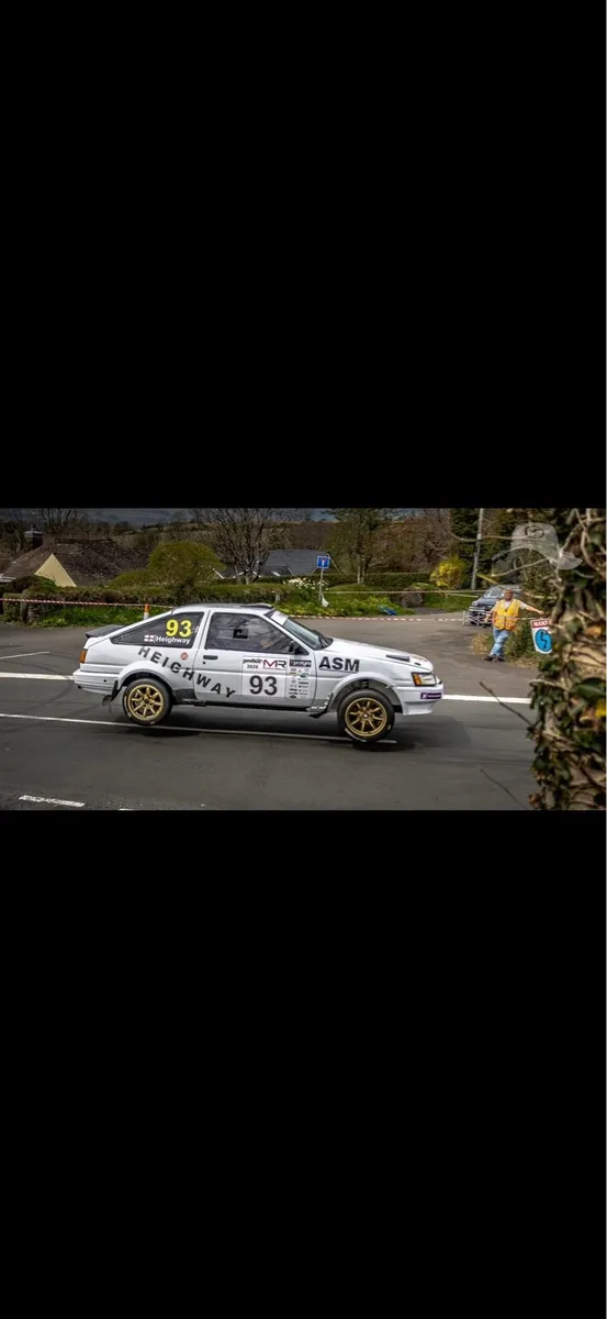 Toyota Corolla AE86 rally car - Image 1