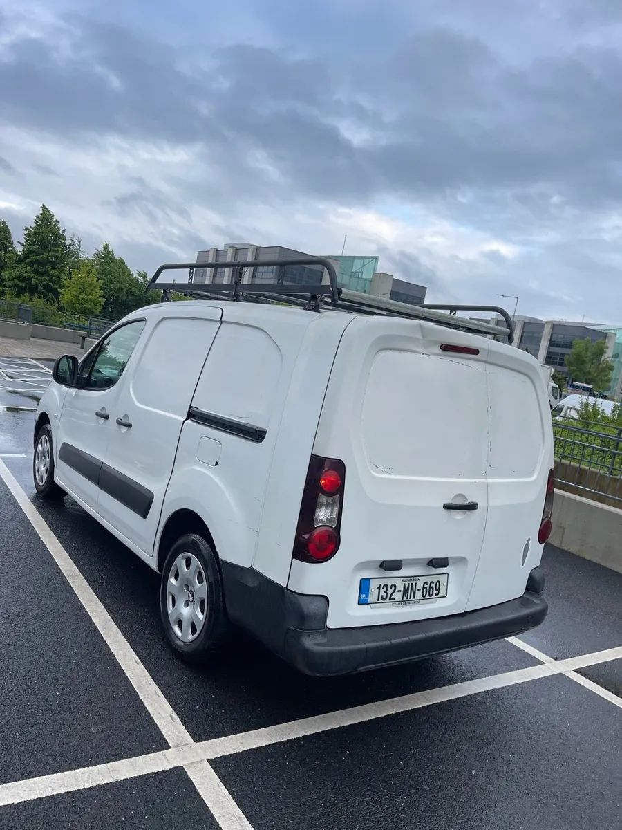 Peugeot Partner LWB/ 3 seater - Image 2