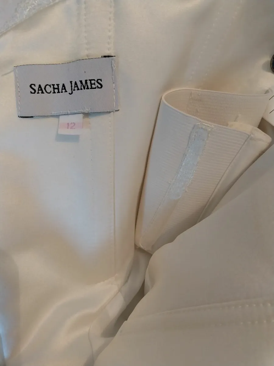 Wedding dress - Image 1