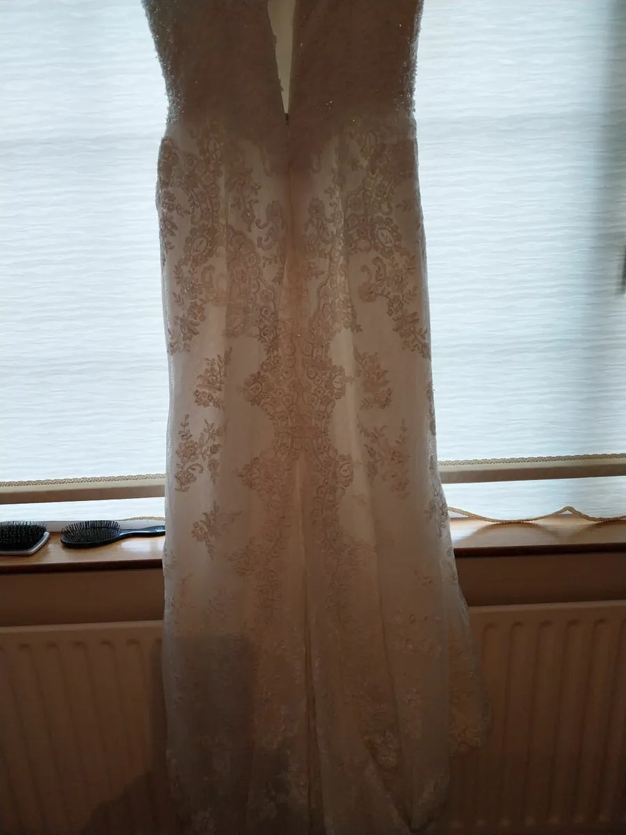 Wedding dress - Image 4