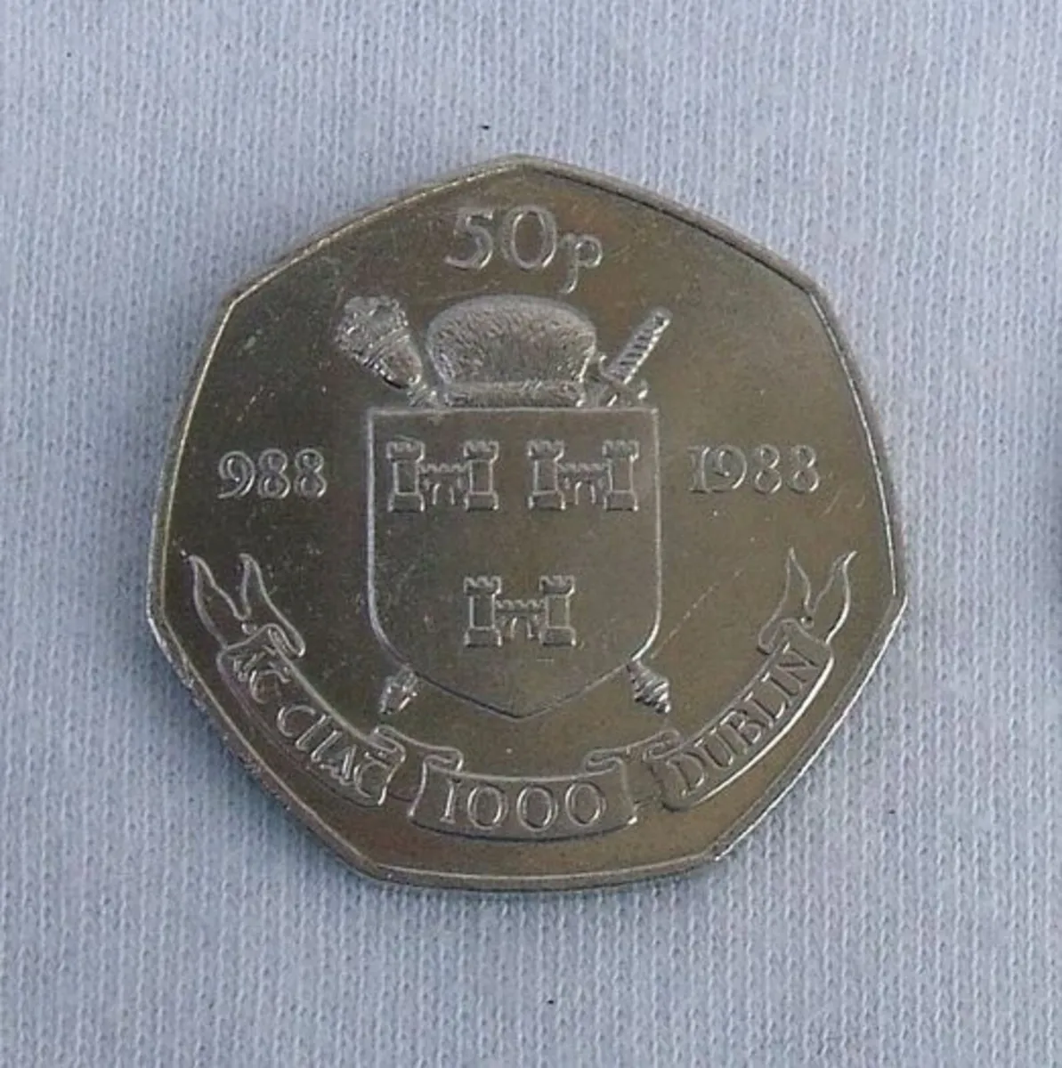 Millennium 50p fifty pence coin in EXCELLENT Cond - Image 1