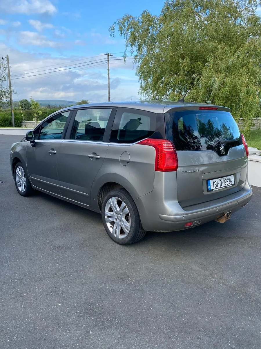 Peugeot 5008 - Image 4