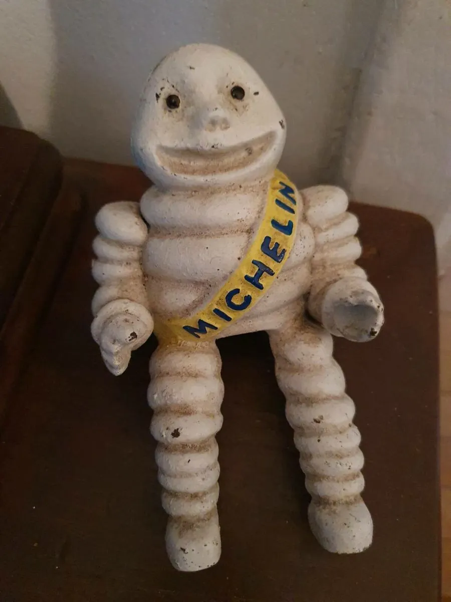Vintage michelin man cast iron - Image 1