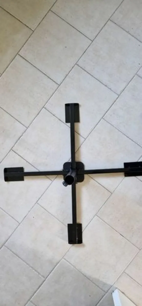 NEW Heavy Parasol Stand, never used, high quality - Image 3