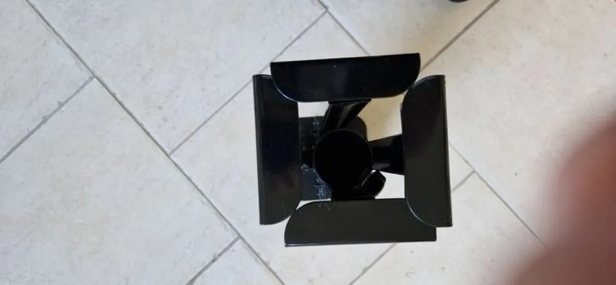 NEW Heavy Parasol Stand, never used, high quality - Image 4
