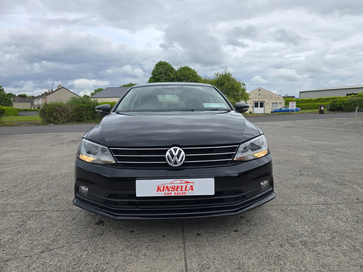 Volkswagen Jetta 2015 2.0 TDI BMT - Image 2