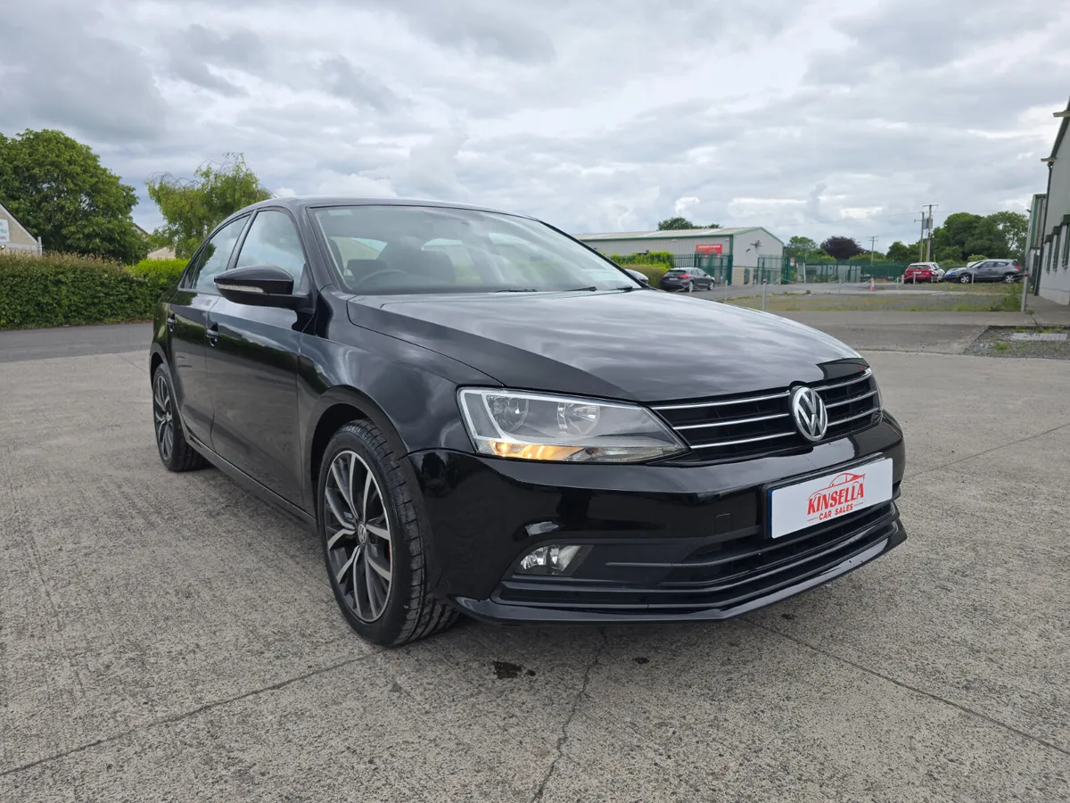 Volkswagen Jetta 2015 2.0 TDI BMT - Image 3