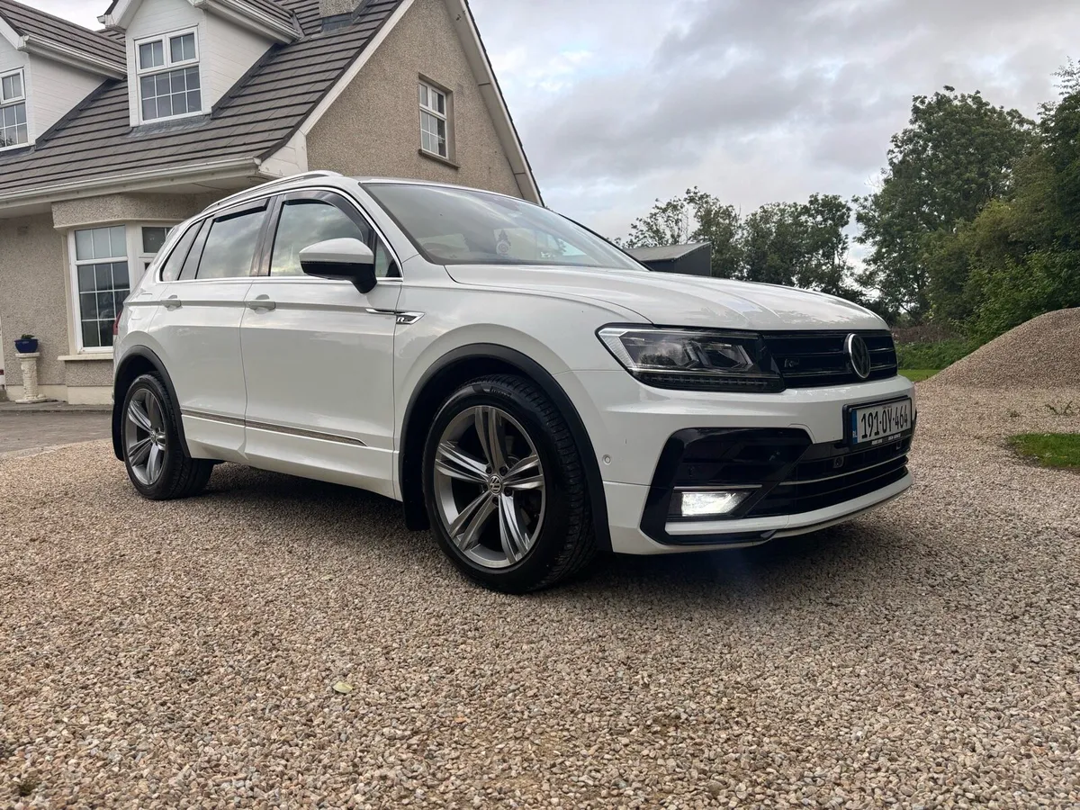 VW Tiguan R-Line - Image 3
