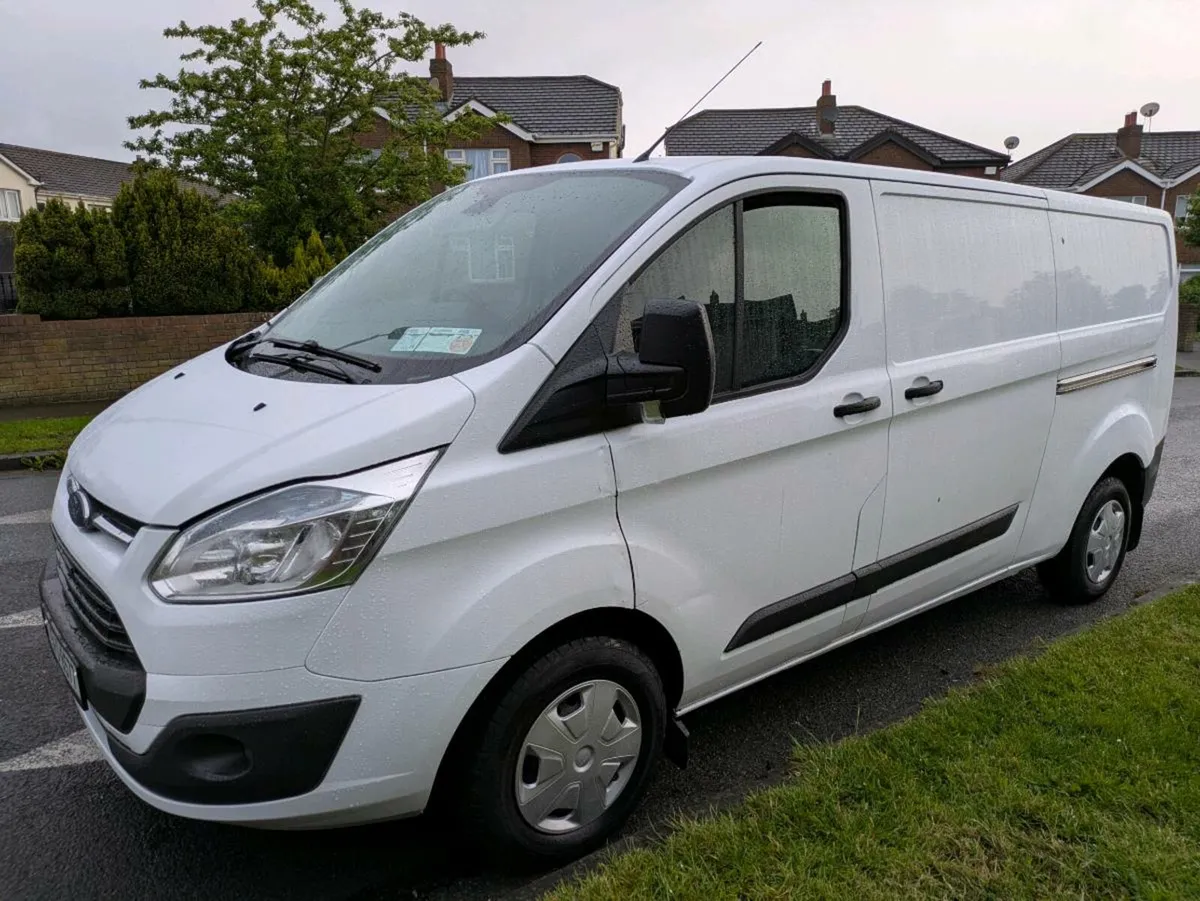 Ford Transit custom Lwb 2.2 - Image 4