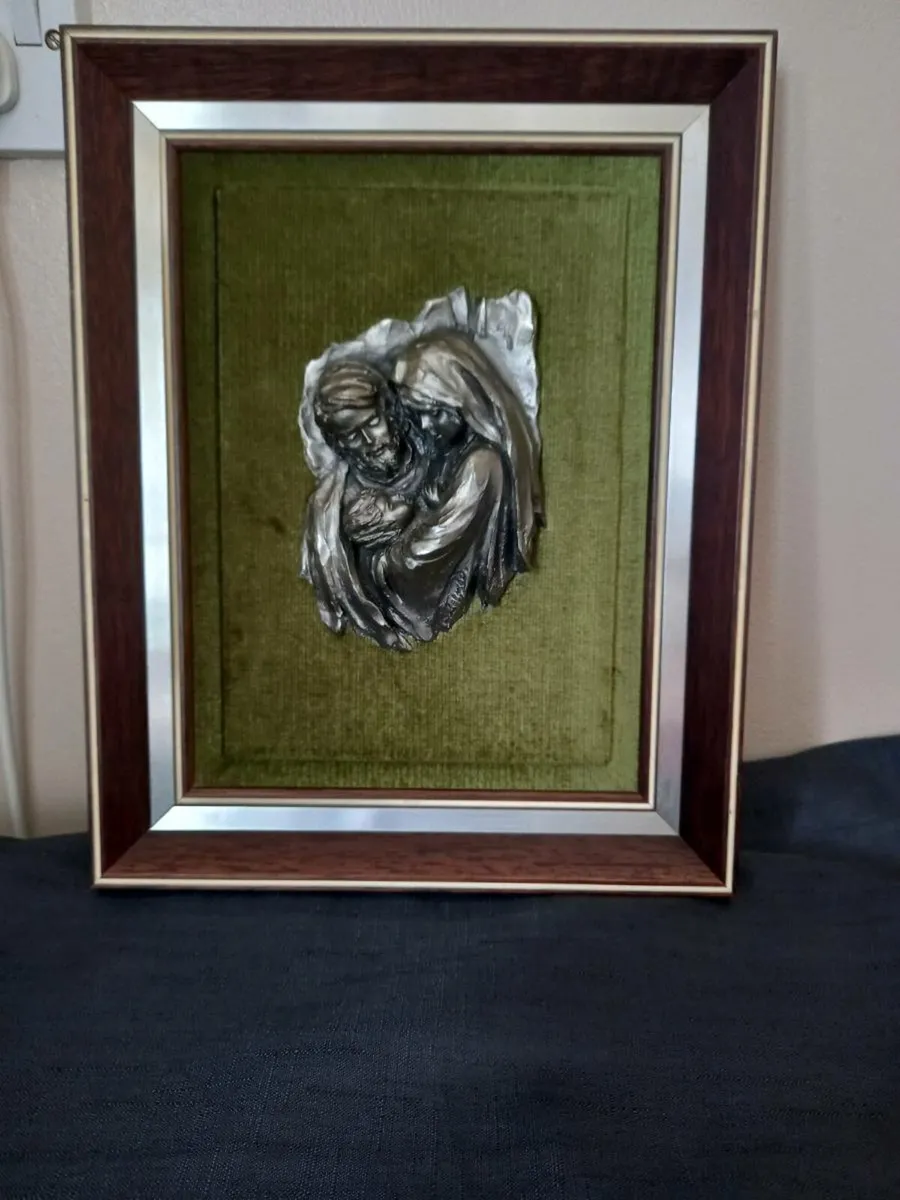 Wall Plaque Of Mary,Joseph & Jesus - Image 1