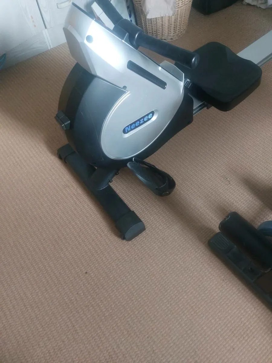 Rowing machine - Image 2