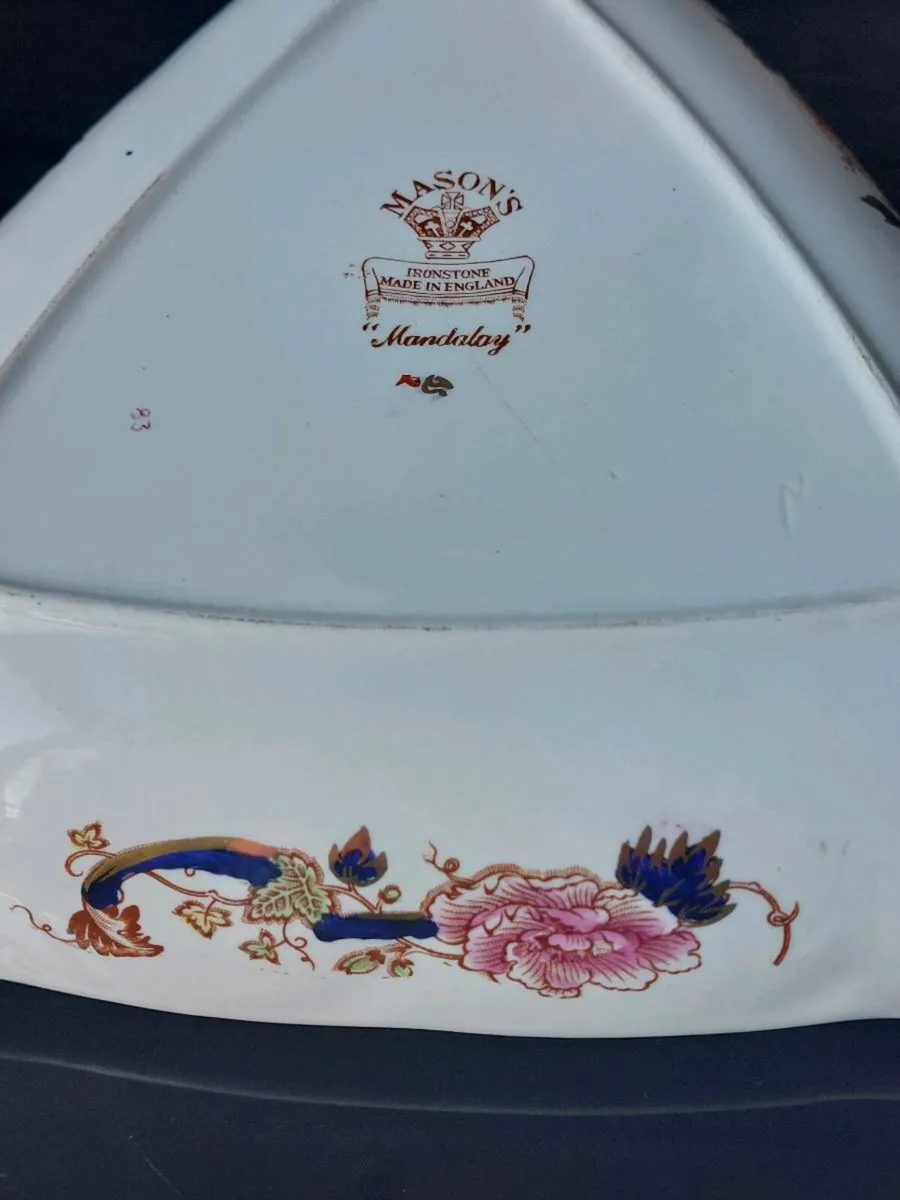 Rare Mason's "Blue Mandalay" Triangular Serving Di - Image 3