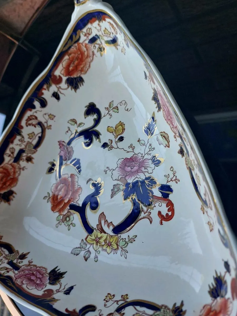 Rare Mason's "Blue Mandalay" Triangular Serving Di - Image 2