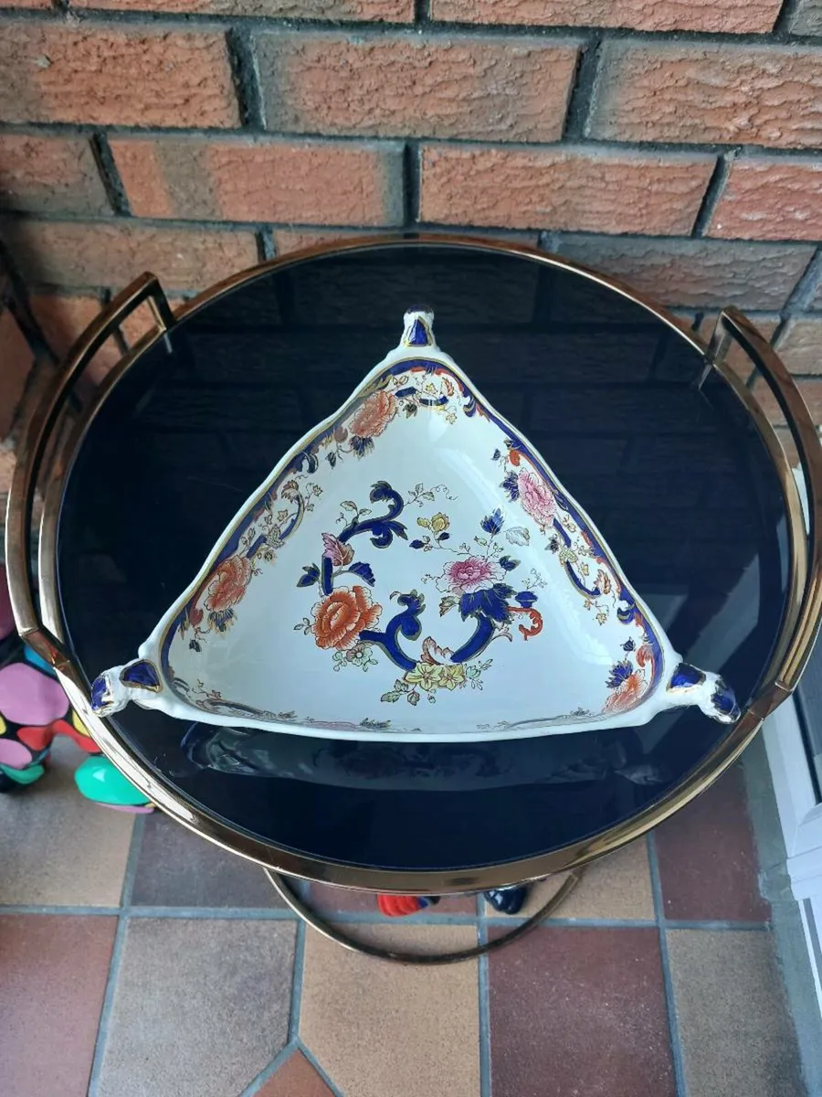 Rare Mason's "Blue Mandalay" Triangular Serving Di - Image 1