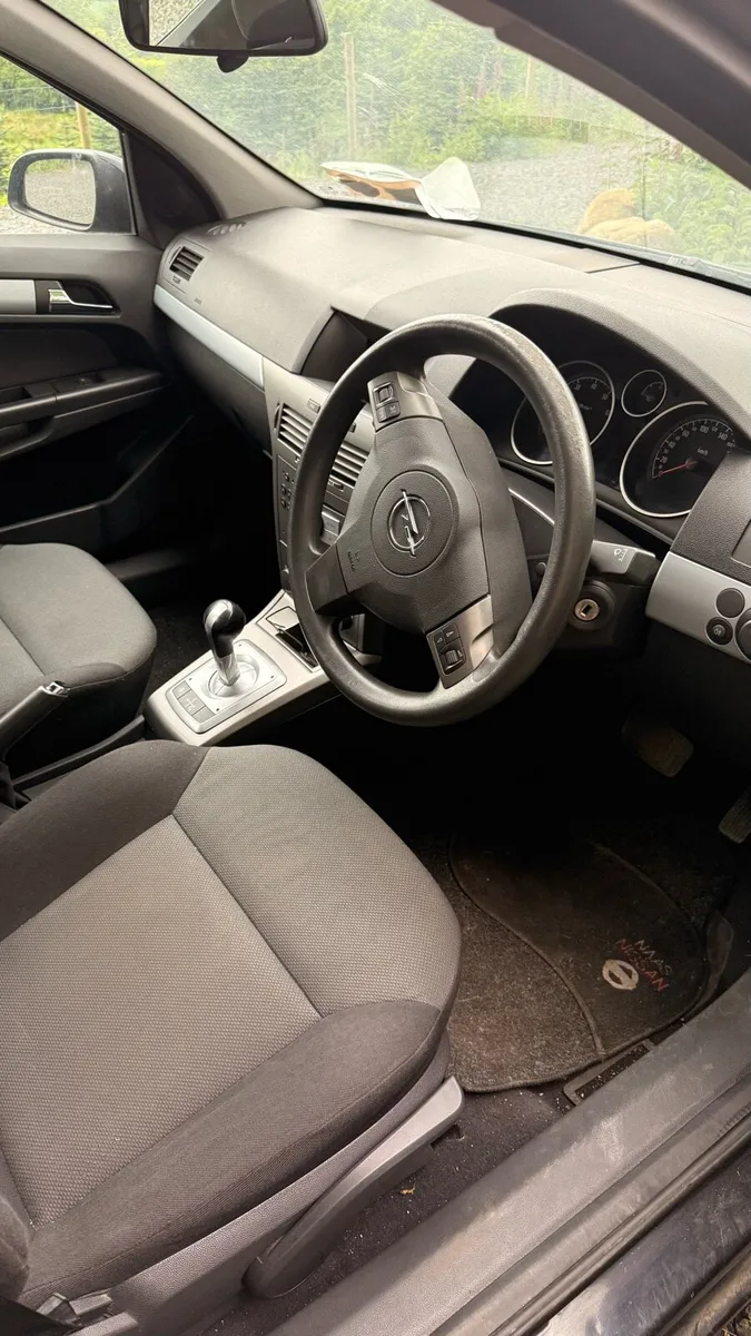 Opel Astra - Image 2