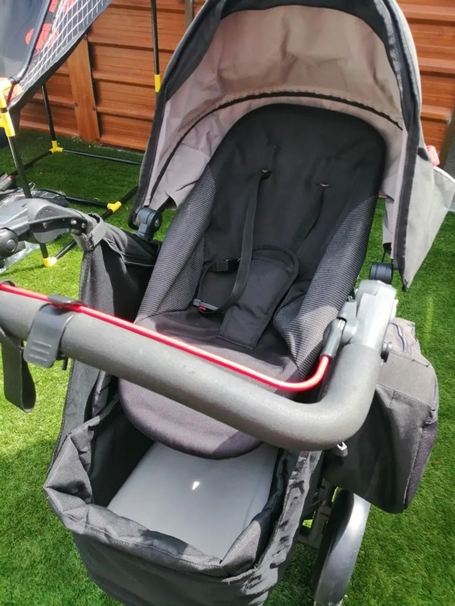 Phil and Teds Explorer black double buggy - Image 2
