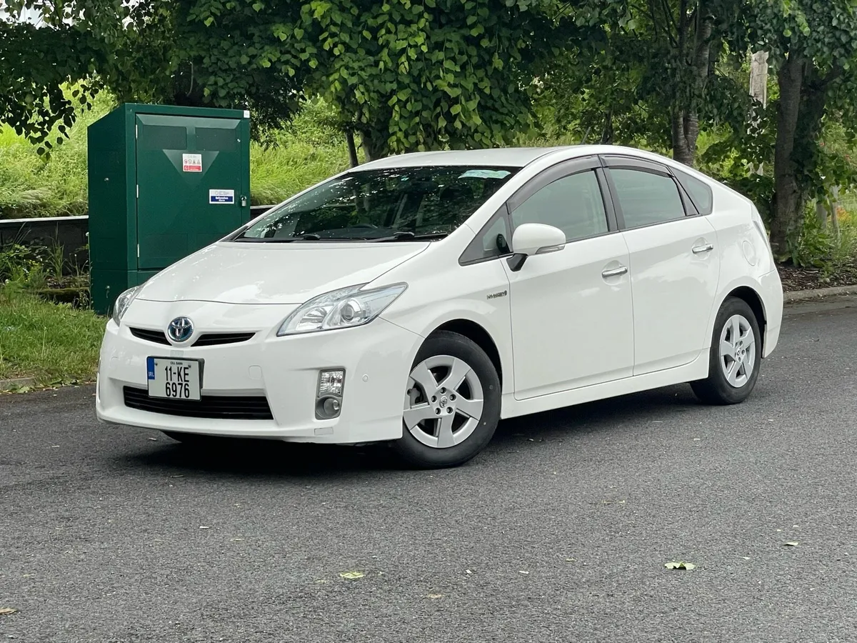 2011 Toyota Prius 1.8 Hybrid Auto New NCT Low Km. - Image 3