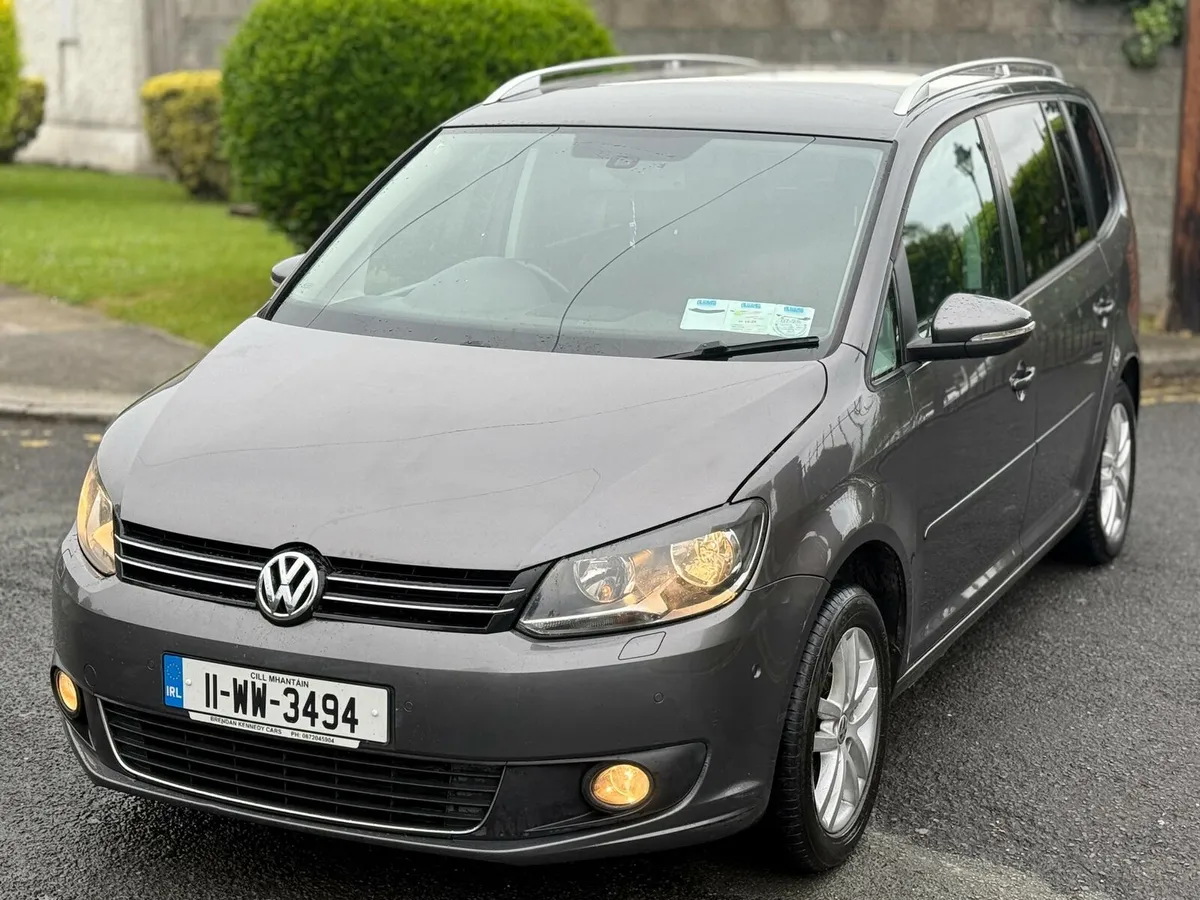 2011 Volkswagen Touran 1.6Tdi 7 Seater - Image 3
