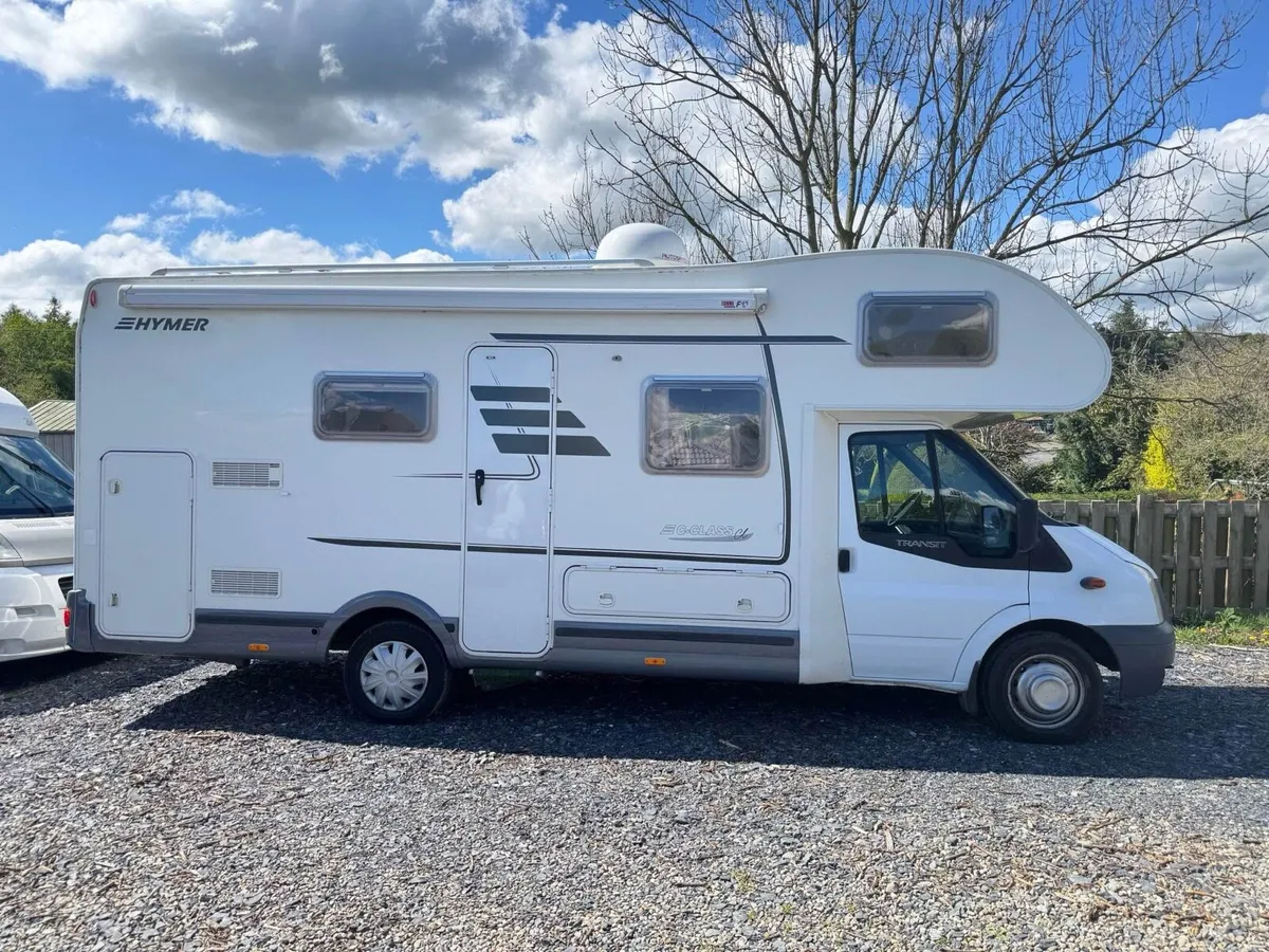 Motor home - Image 1