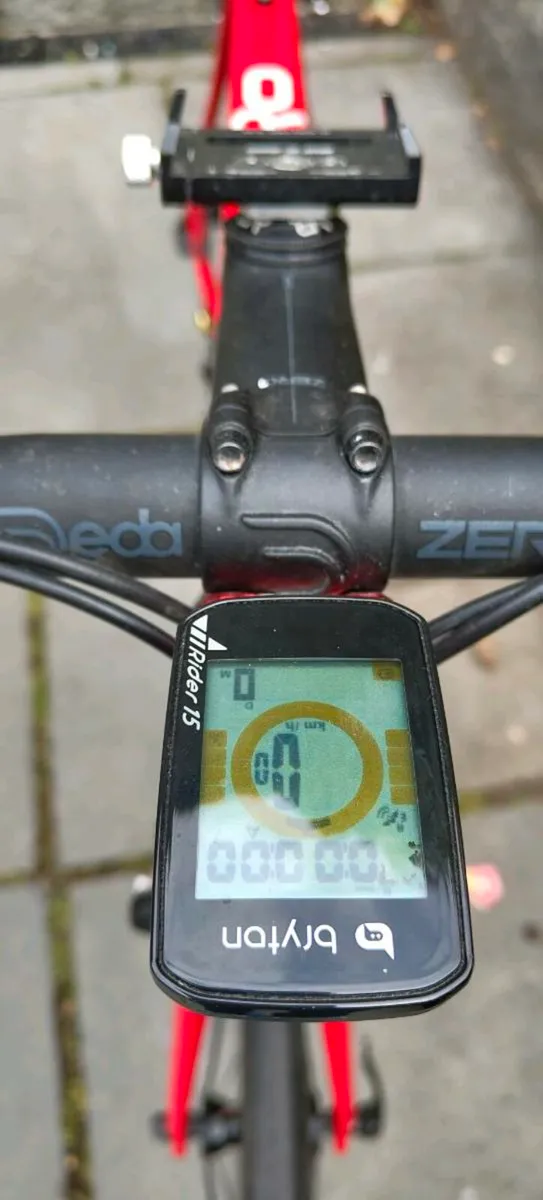 Road Bike -Carbon fibre Frame with Bryton Ryder 15 - Image 4