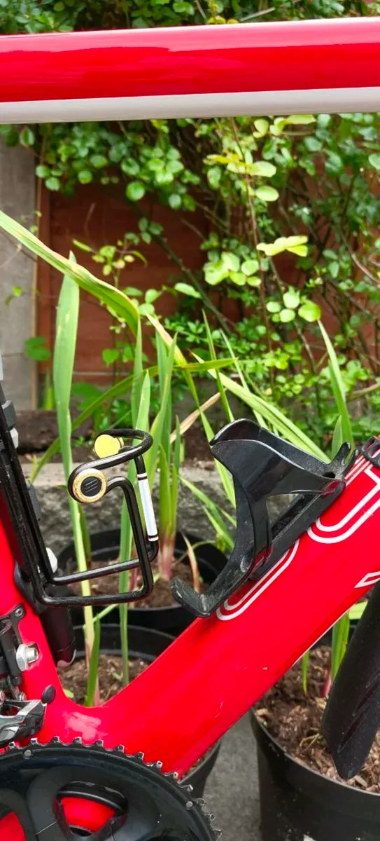 Road Bike -Carbon fibre Frame with Bryton Ryder 15 - Image 3