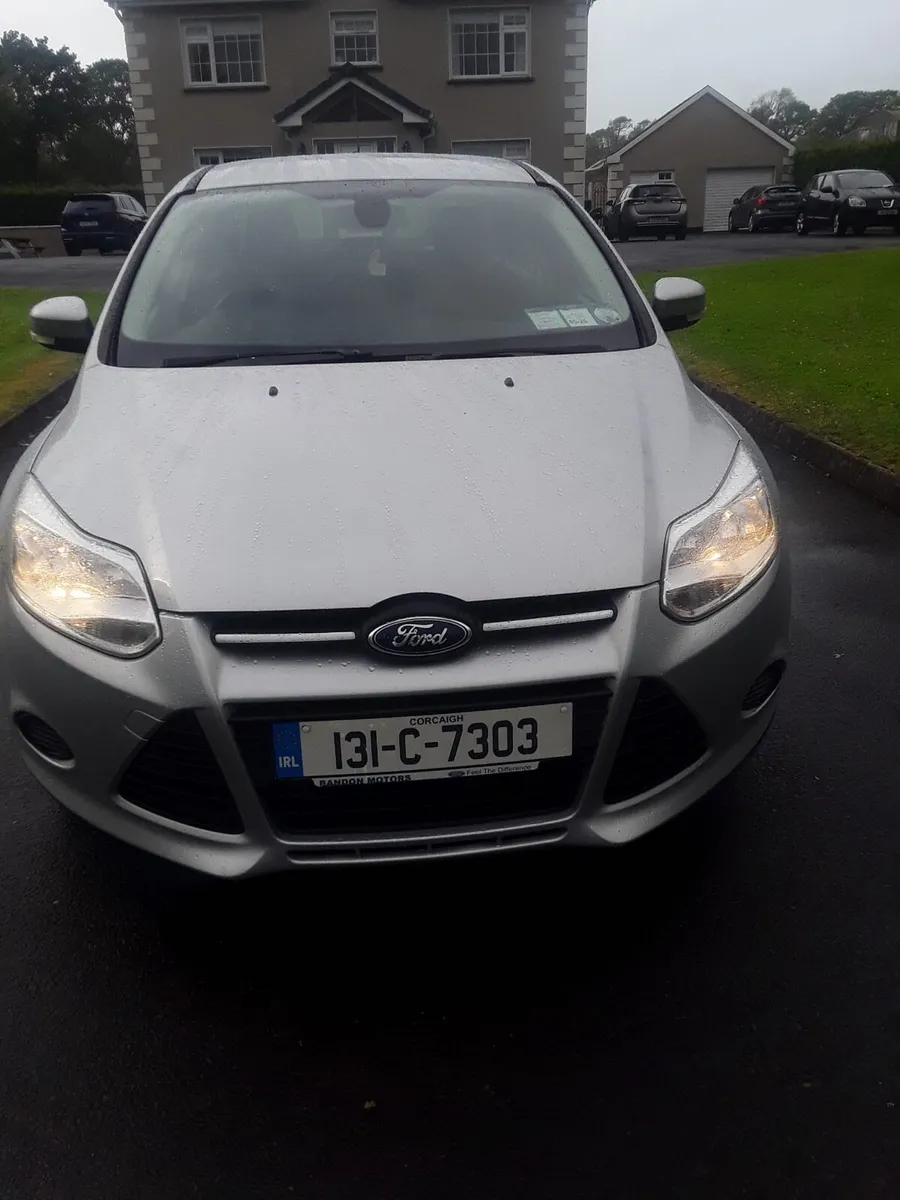 2013 Ford Focus 1.6 TCDI Saloon - Image 2