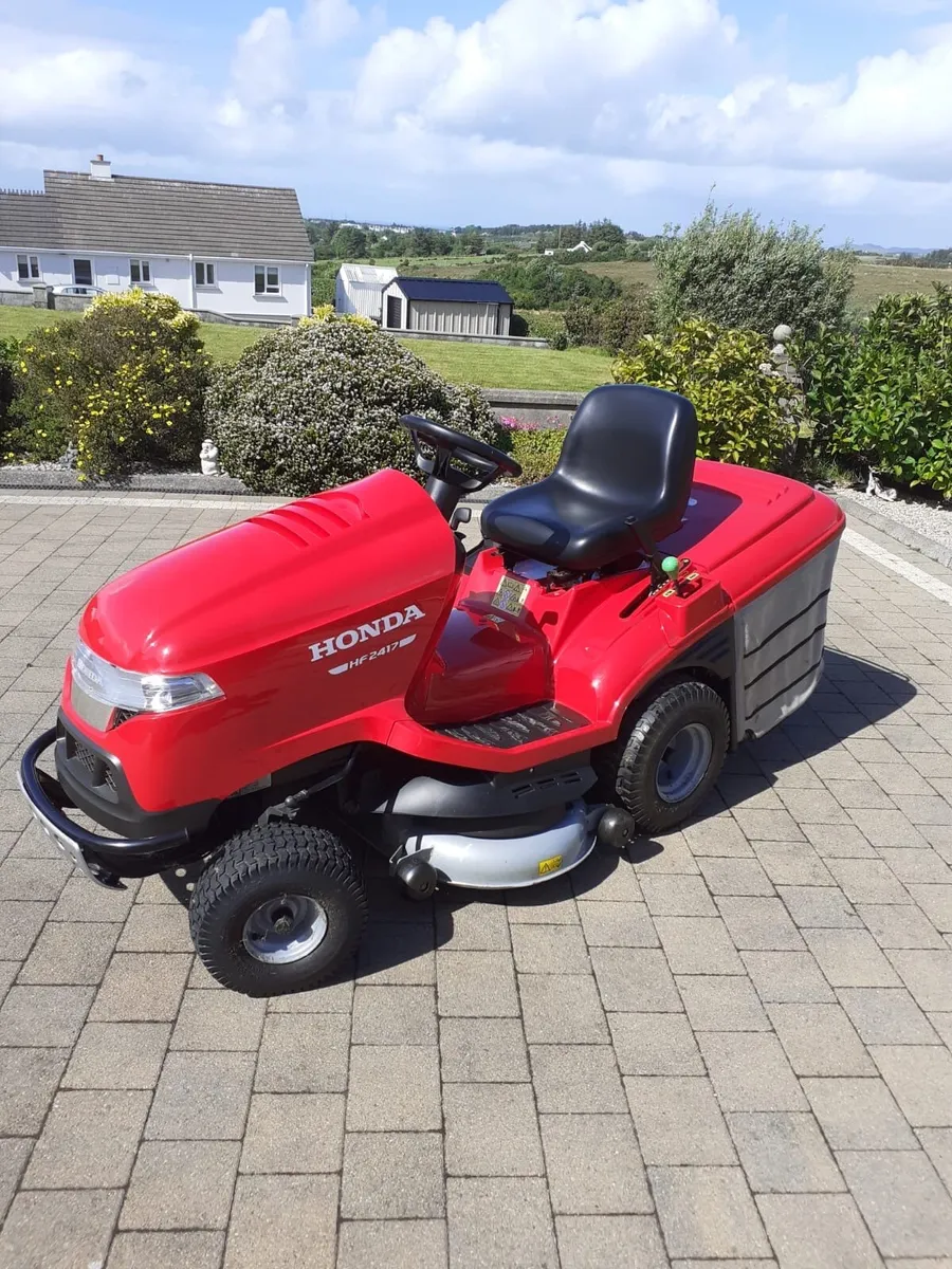 Honda Ride on lawnmower - Image 3