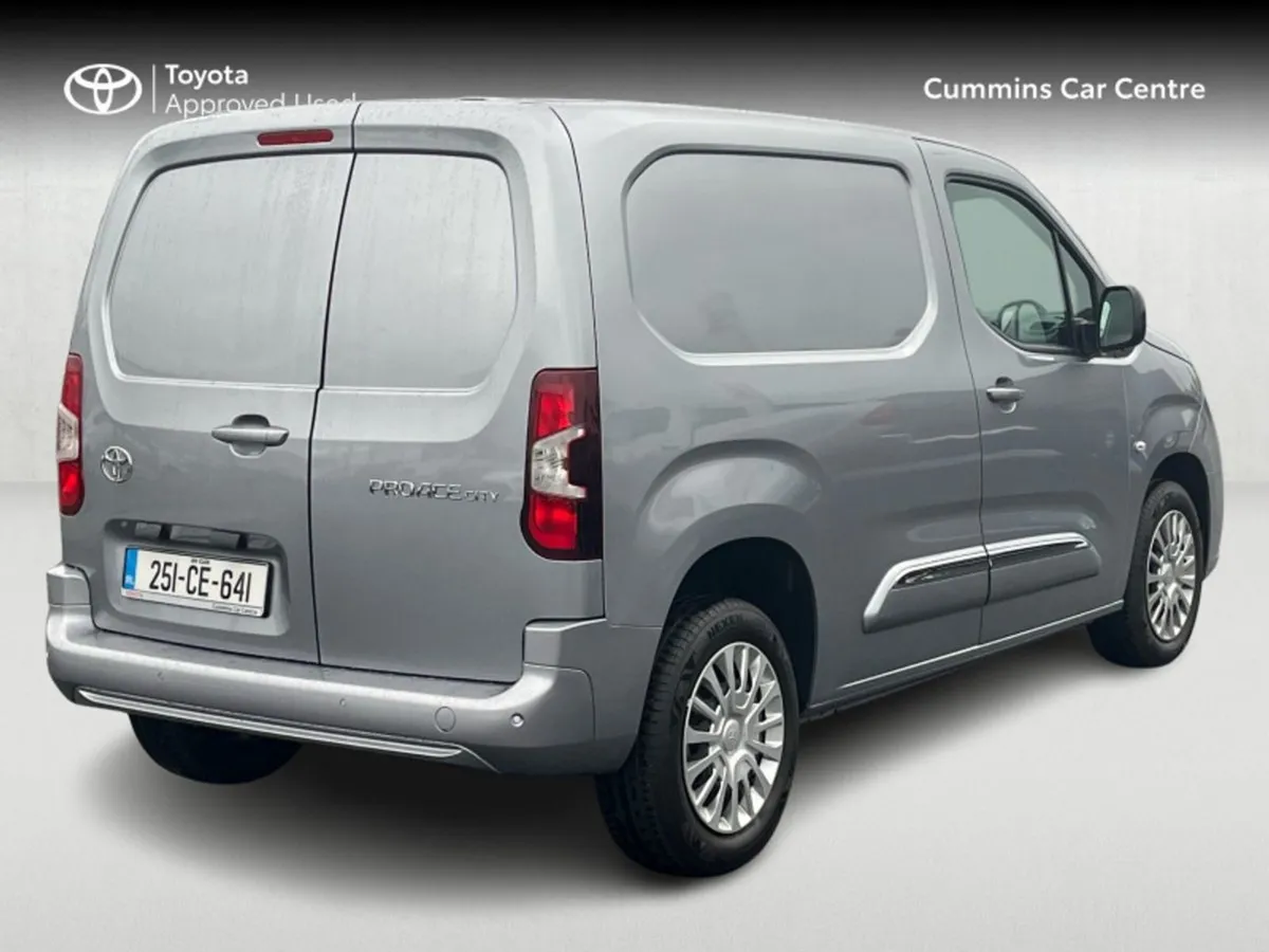 Toyota Proace City 1.5 GX SWB 1000KG - Image 2