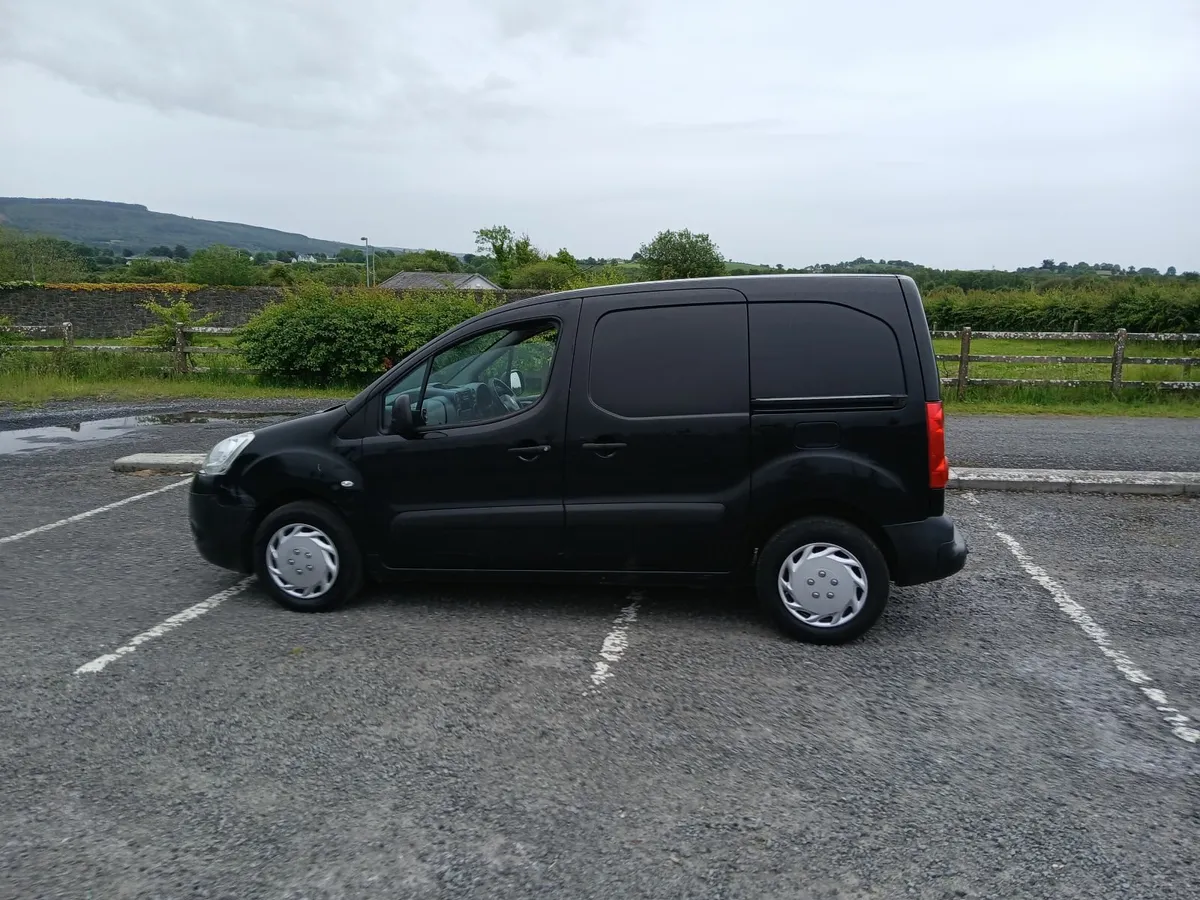Black Citroen Berlingo 2015 3 seater tested - Image 2