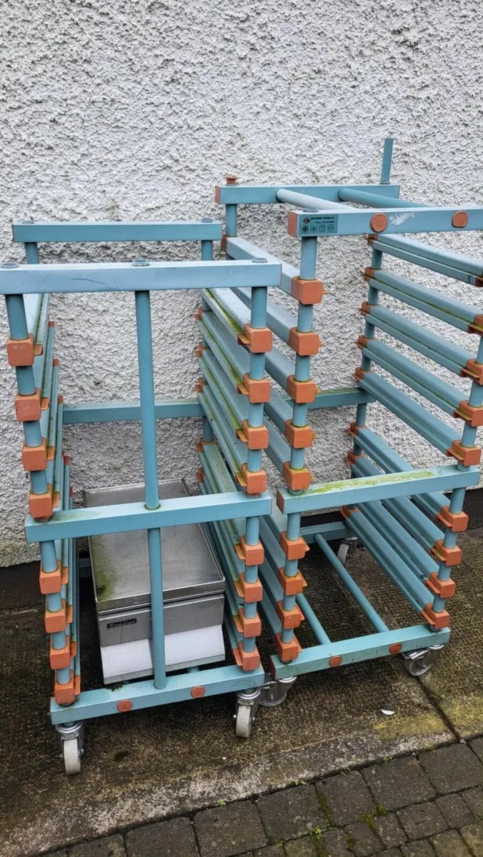 trolleys - Image 2