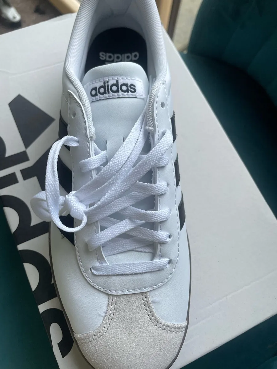 Adidas shoes - Image 4