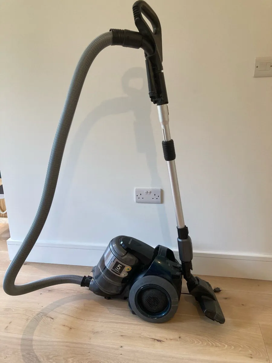 Samsung vacuum cleaner - Image 2