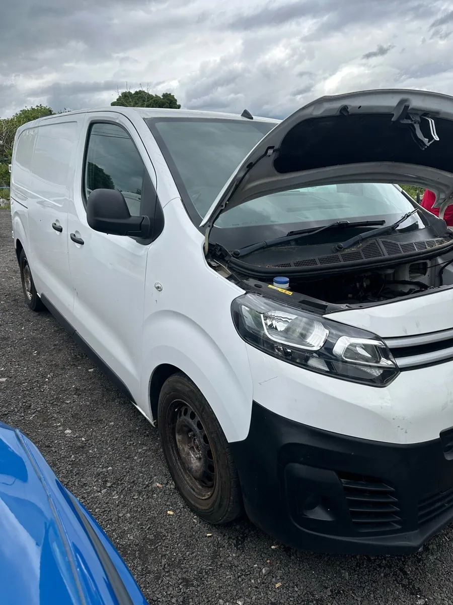 2018 Citroen dispatch for breaking or complete - Image 2