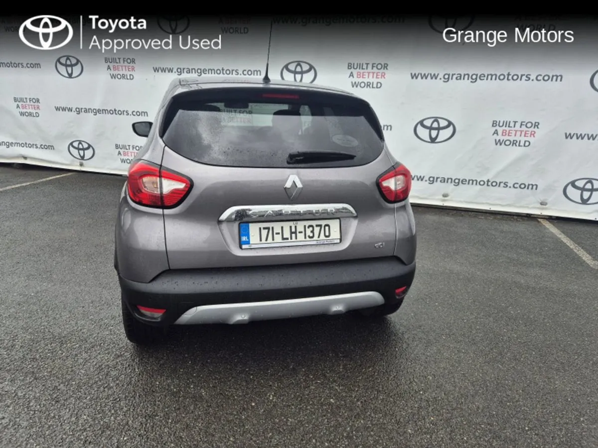 Renault Captur Signature 1.5 DCI 90bhp 5DR - Image 4