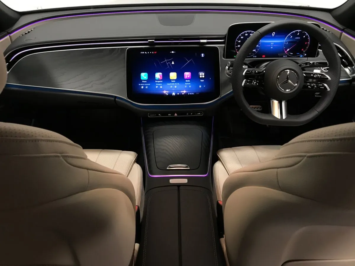 Mercedes-Benz E-Class E220 D AMG Line - Image 4