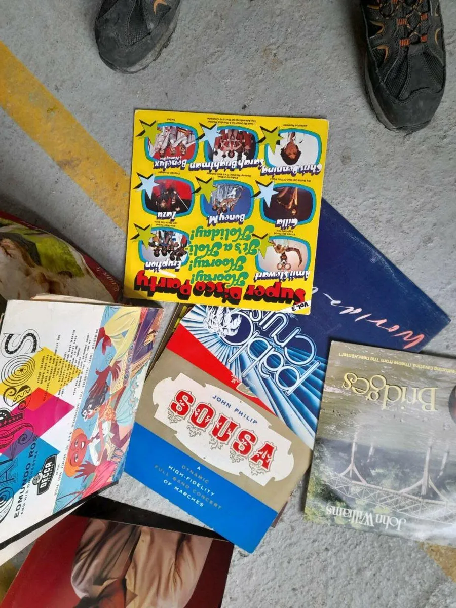 Old records - Image 3