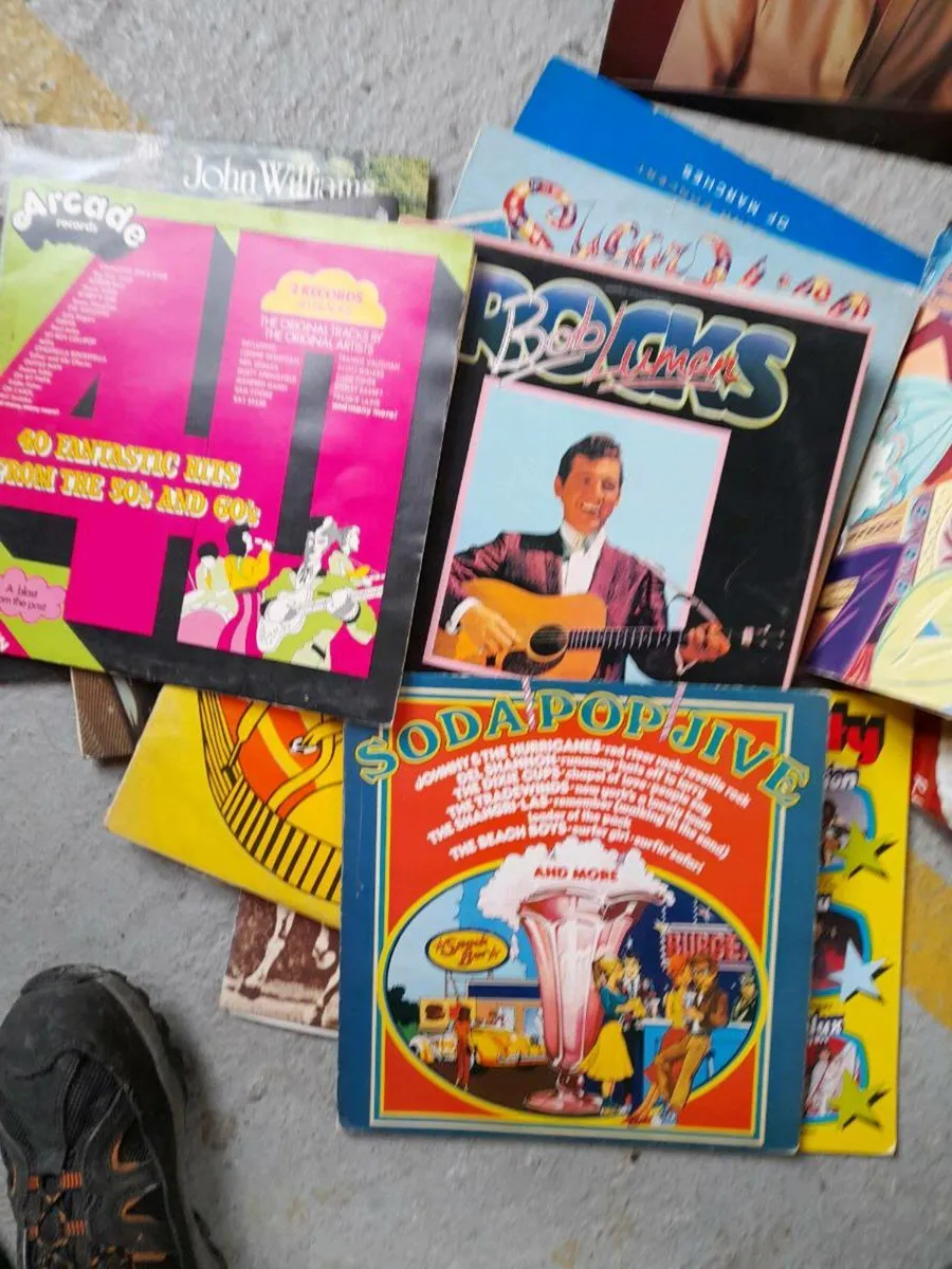 Old records - Image 4