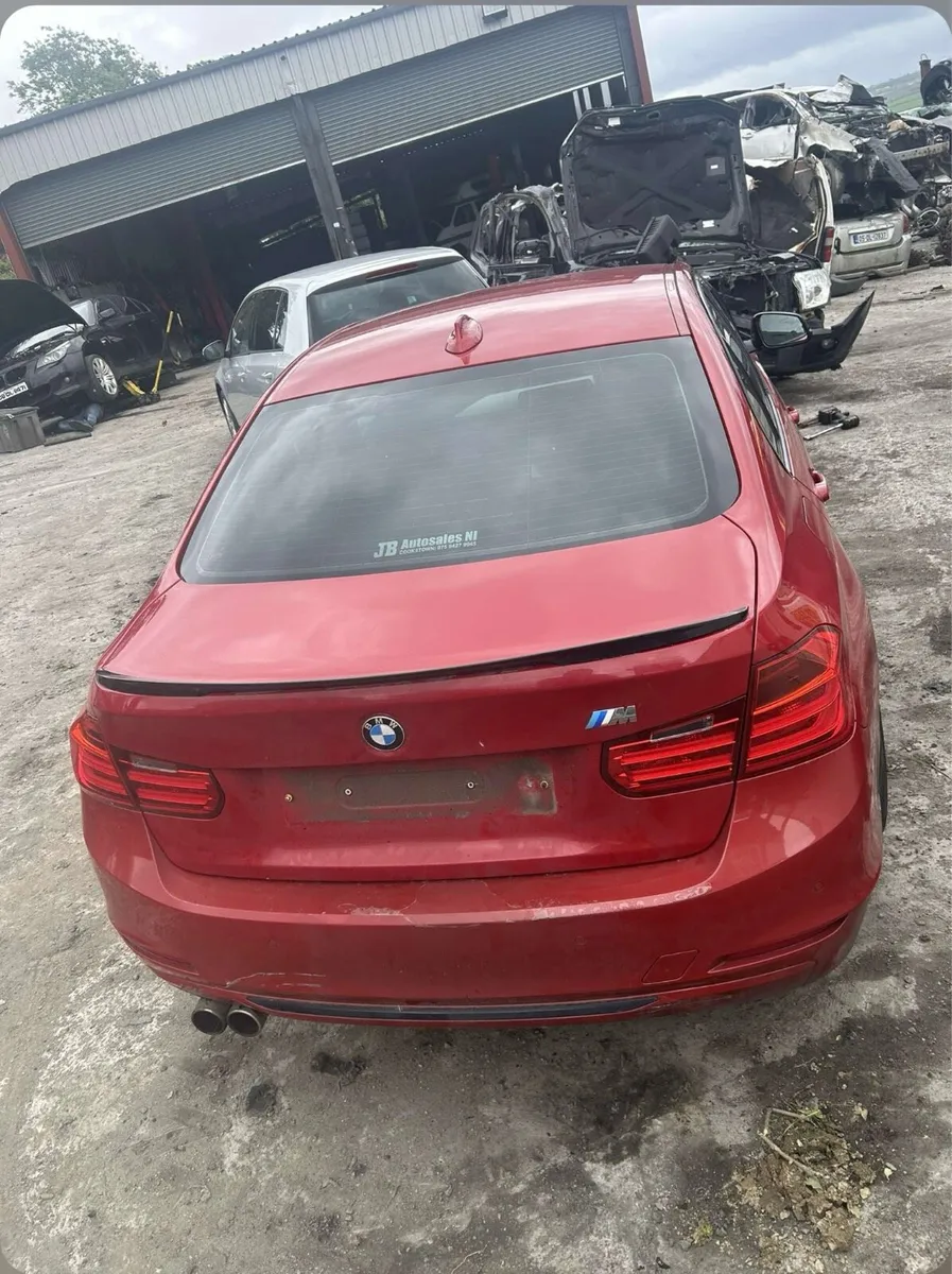 BMW F30 - Image 2
