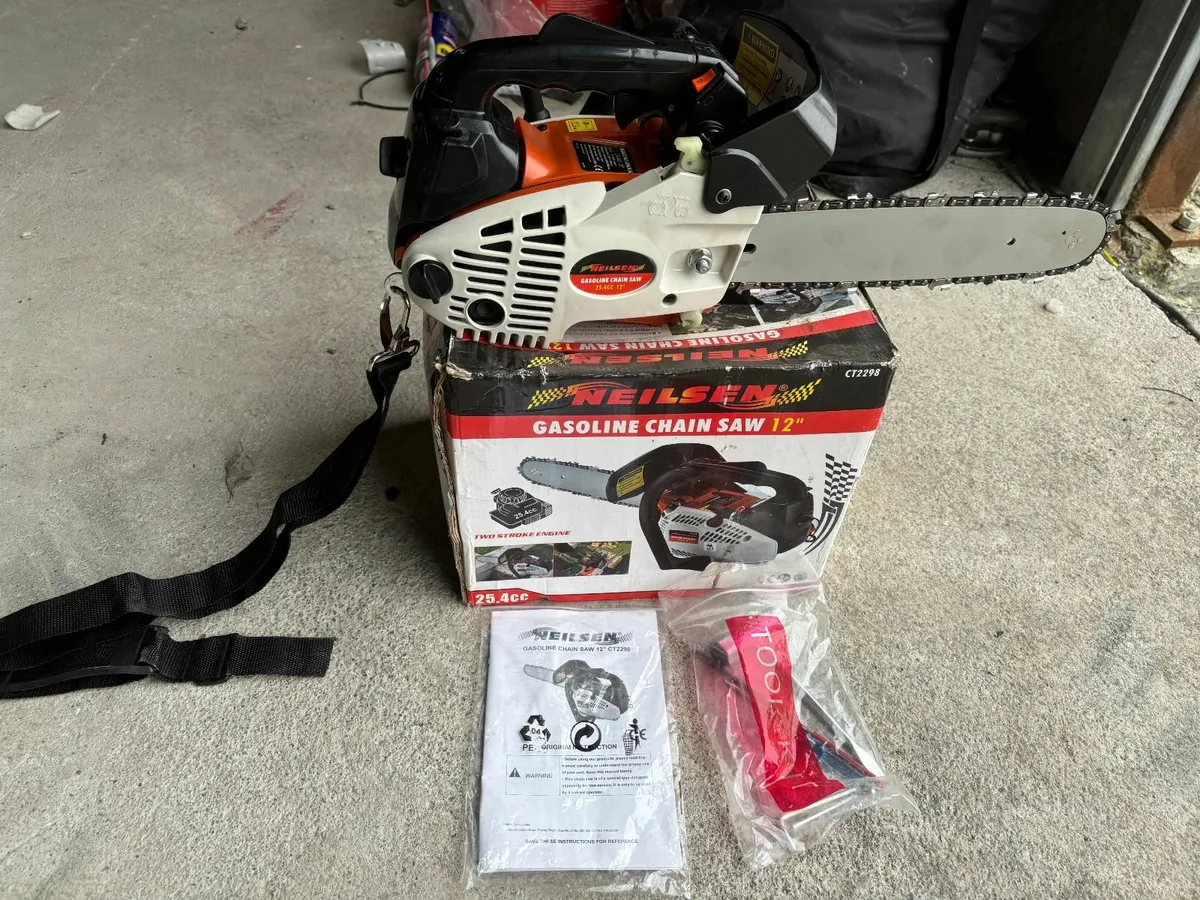12" Nielsen Brancher Chain Saw - Image 1