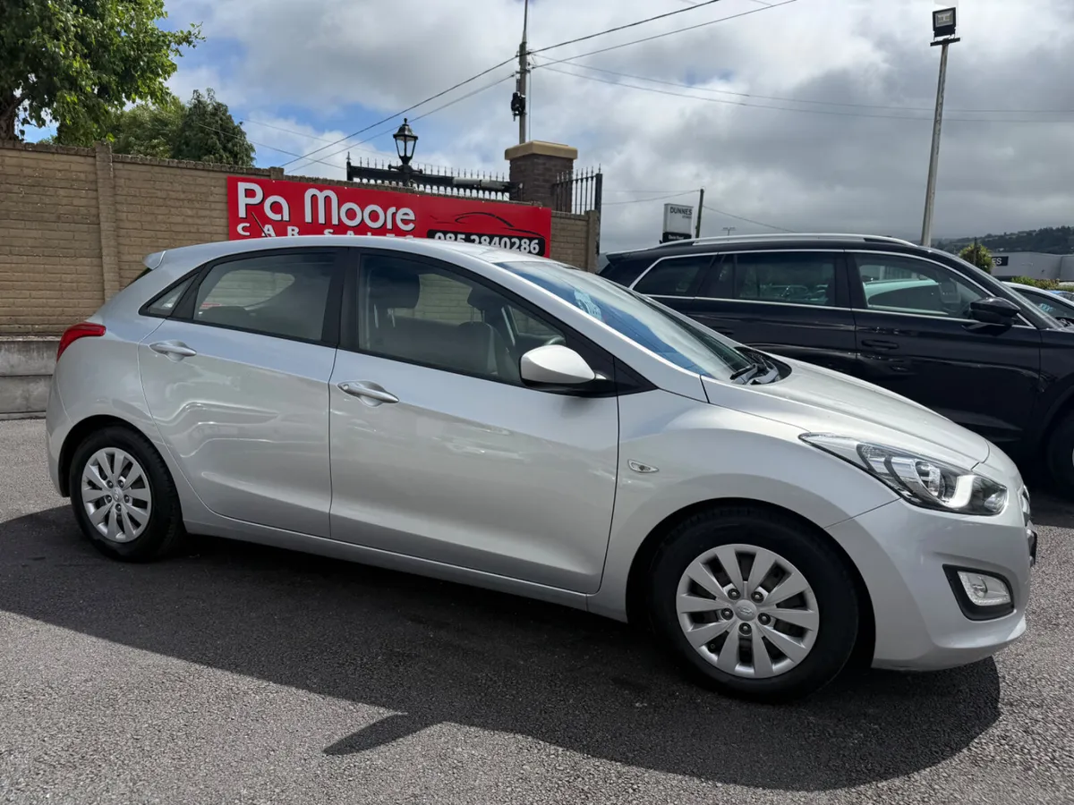 Hyundai i30  * * ONLY 71k - Image 3