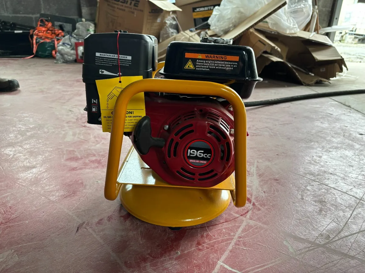 Petrol Vibrating Concrete Poker, Construction Duty - Image 4