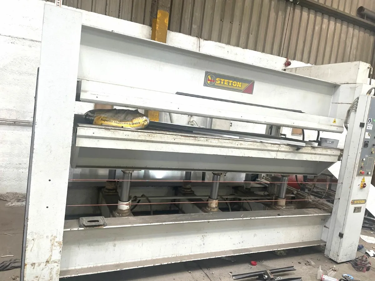 3m x 1.5m Hydraulic Panel Press. - Image 1