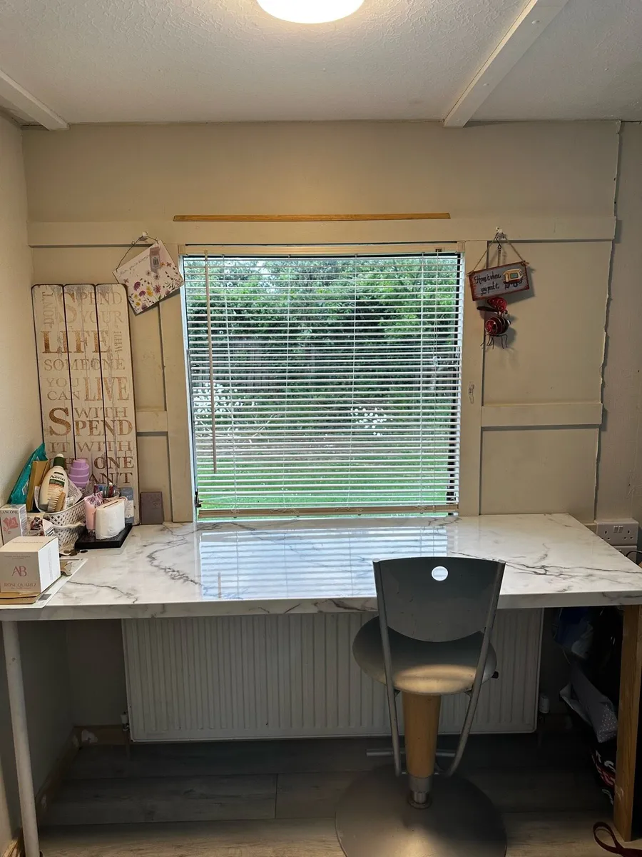 Mobile Home - Image 4